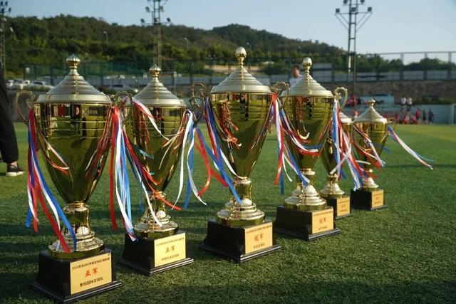 热刺伤兵满营难敌利物浦 数据支持大比分客胜