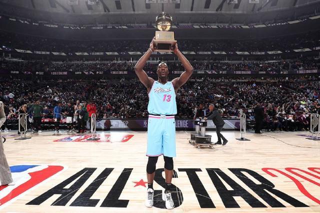 胡金秋17+16广厦逆转新疆 林崴26分同曦胜天津